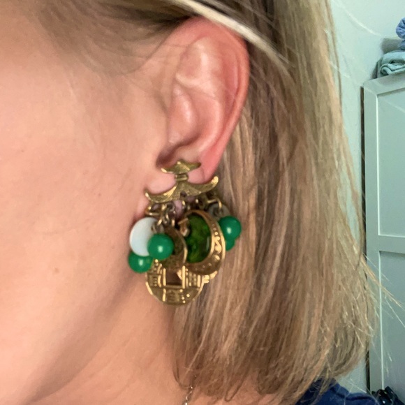 RARE unique vintage oriental clip on earrings